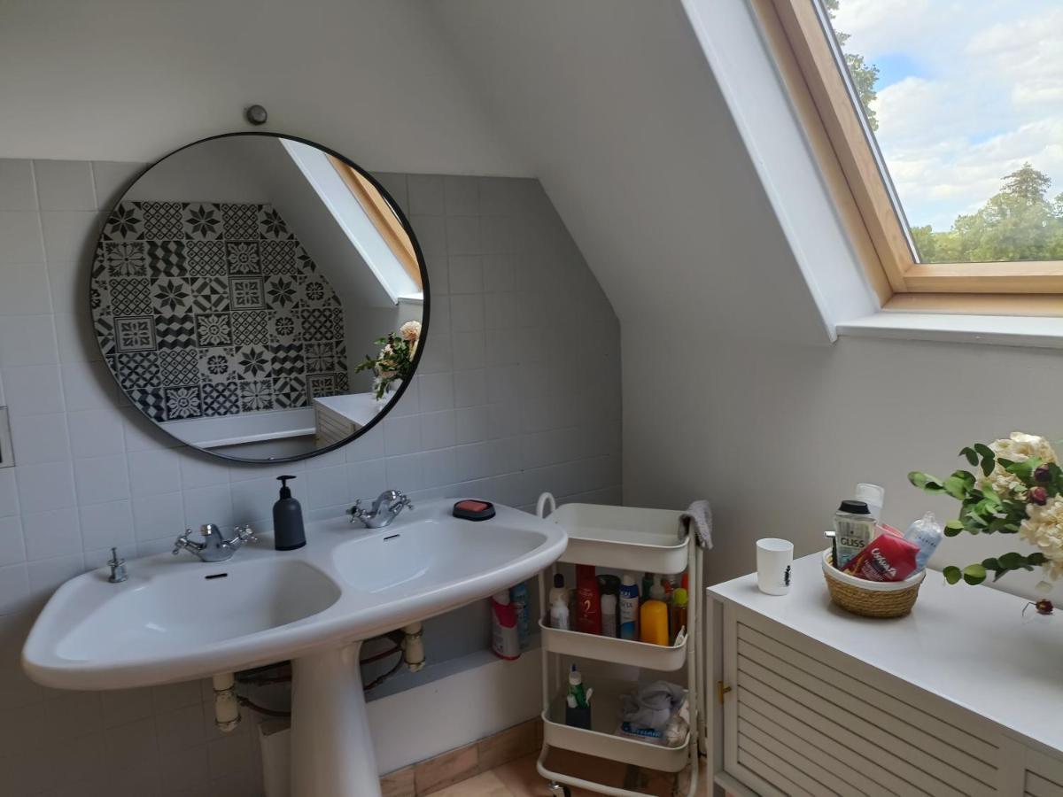 Chambre Dans Un Ecrin De Verdure Ressourcant Bourth Luaran gambar